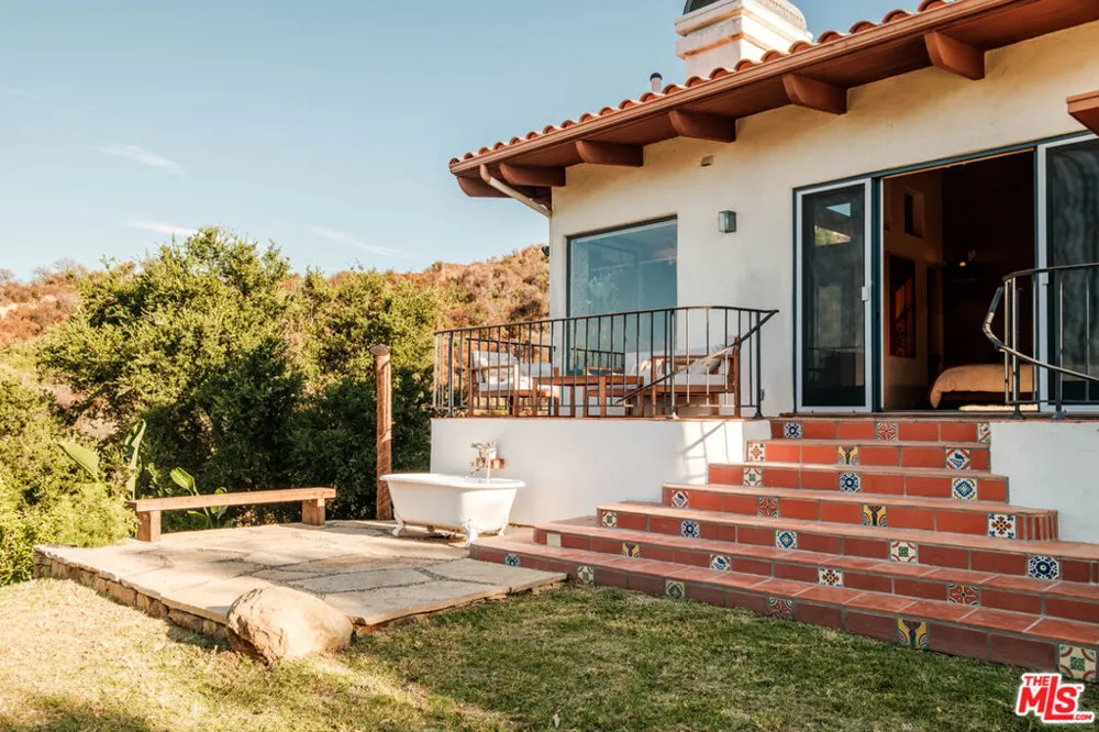 20333 Reigate Road Topanga, CA 90290