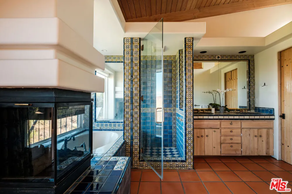 20333 Reigate Road Topanga, CA 90290