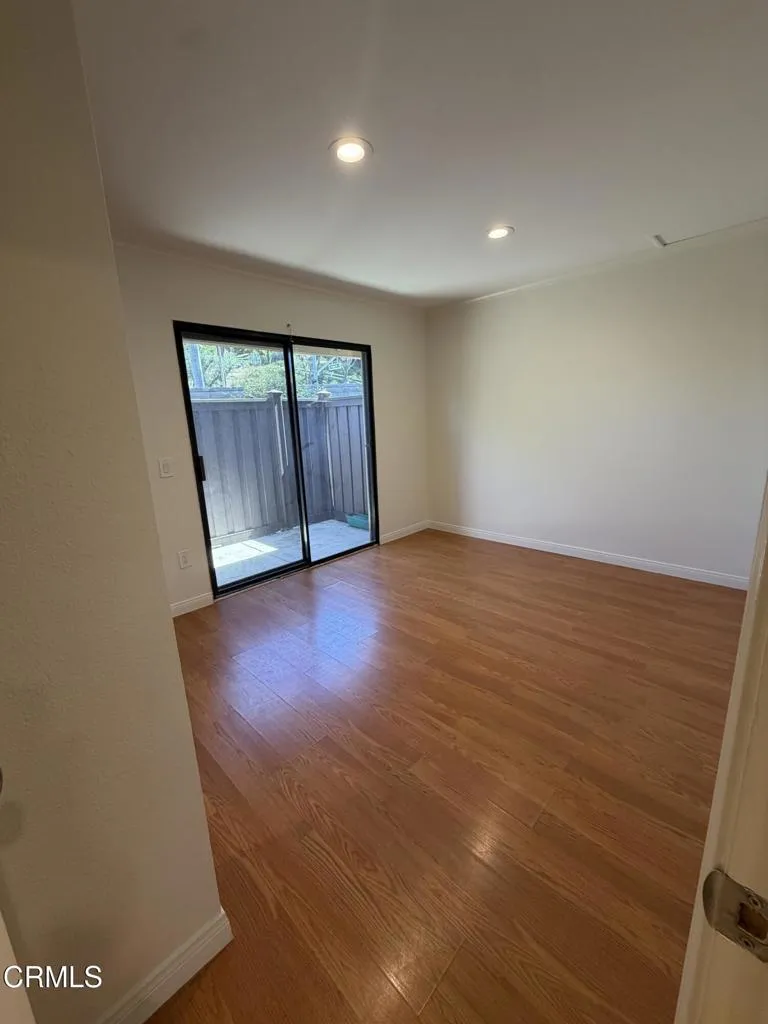 28835 Oakpath Drive Agoura Hills, CA 91301