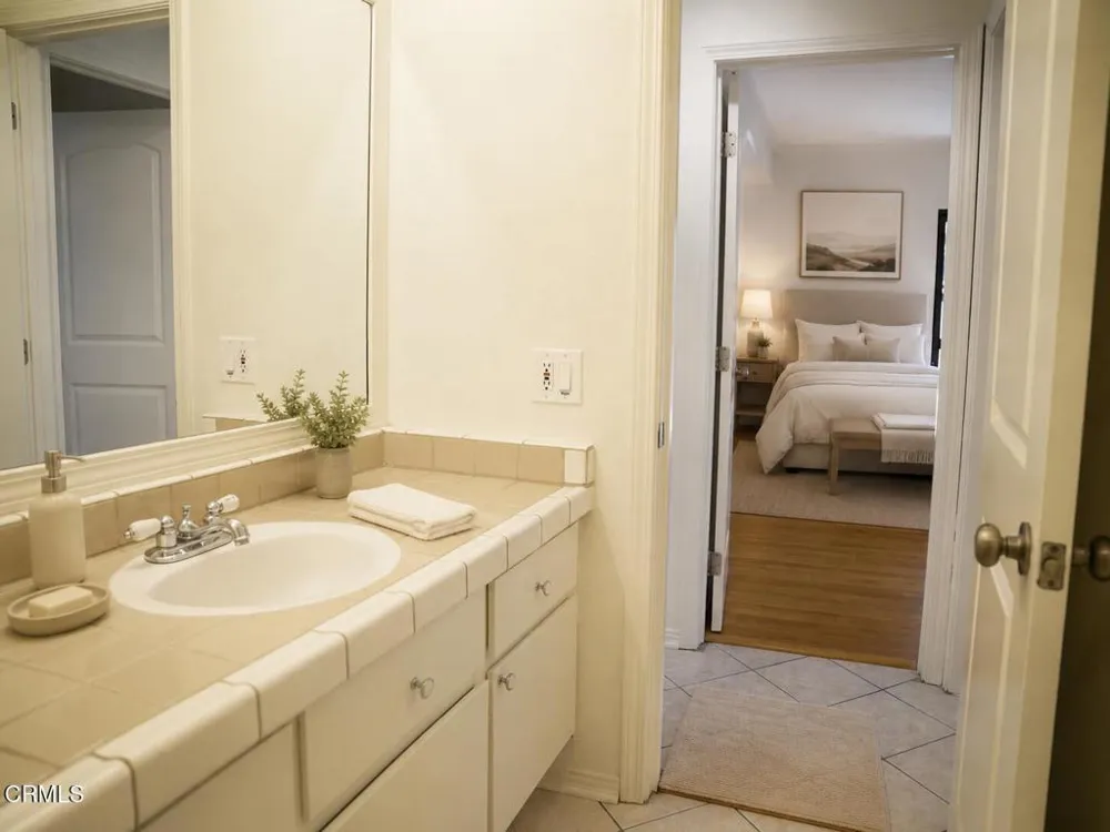 28835 Oakpath Drive Agoura Hills, CA 91301