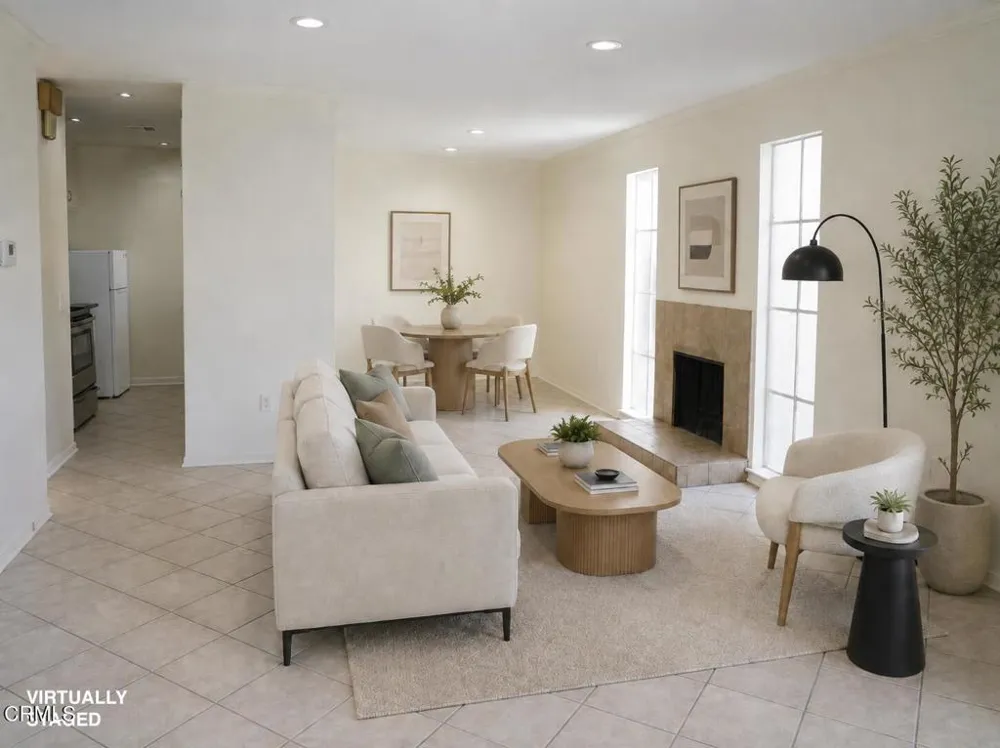 28835 Oakpath Drive Agoura Hills, CA 91301