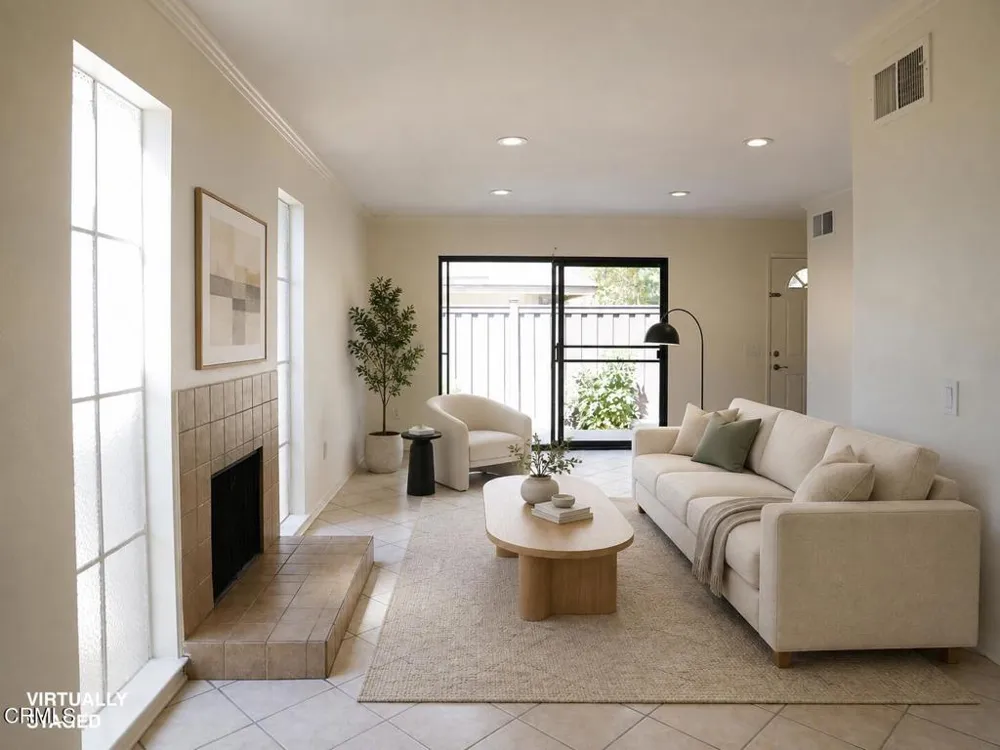 28835 Oakpath Drive Agoura Hills, CA 91301