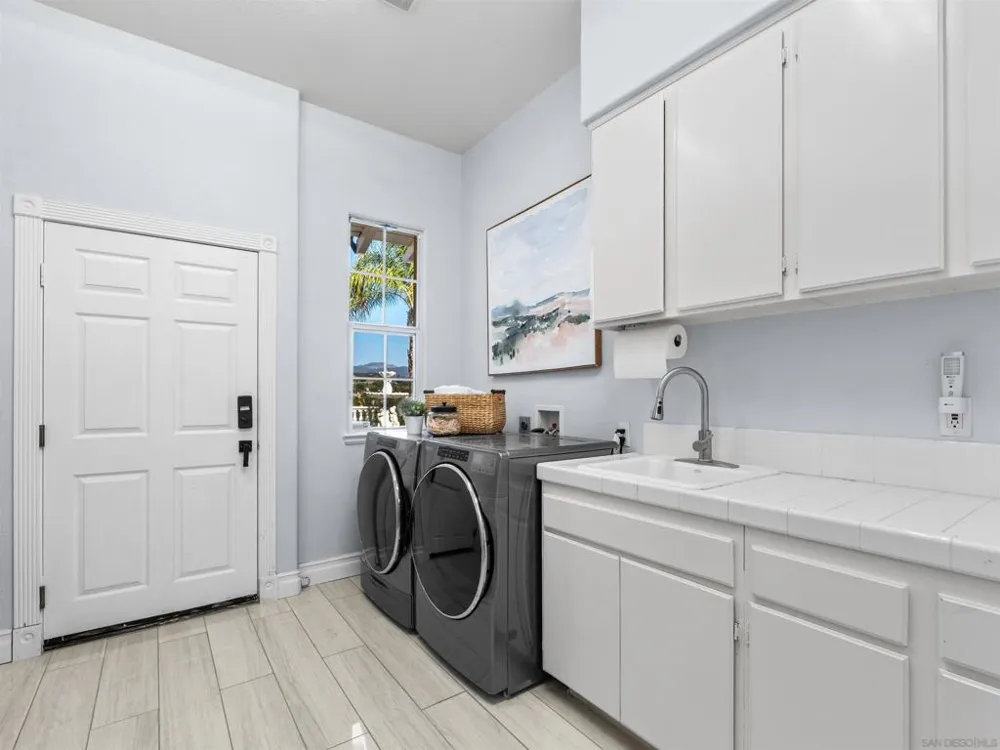 15043 Saddle Creek Drive Valley Center, CA 92082