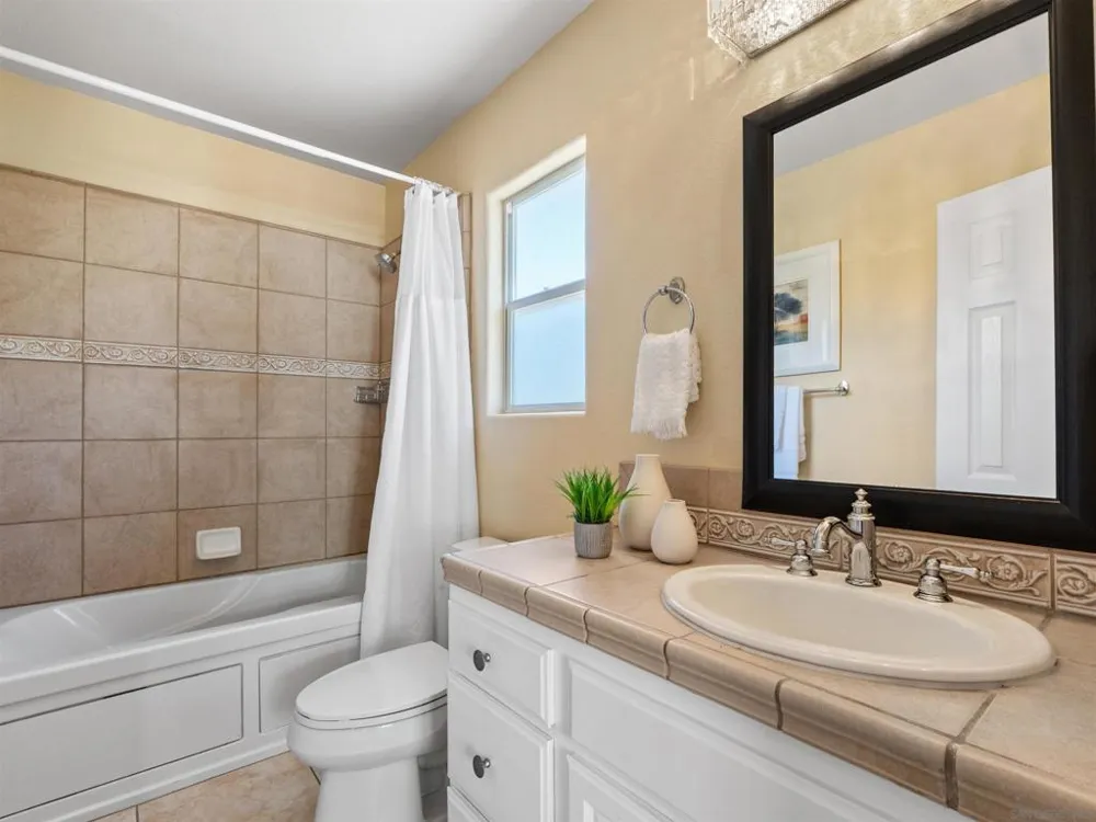 15043 Saddle Creek Drive Valley Center, CA 92082