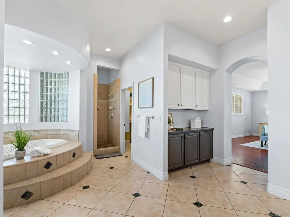 15043 Saddle Creek Drive Valley Center, CA 92082