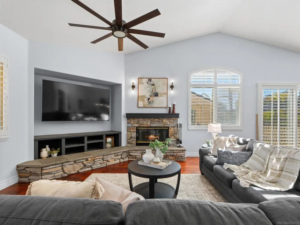 15043 Saddle Creek Drive Valley Center, CA 92082