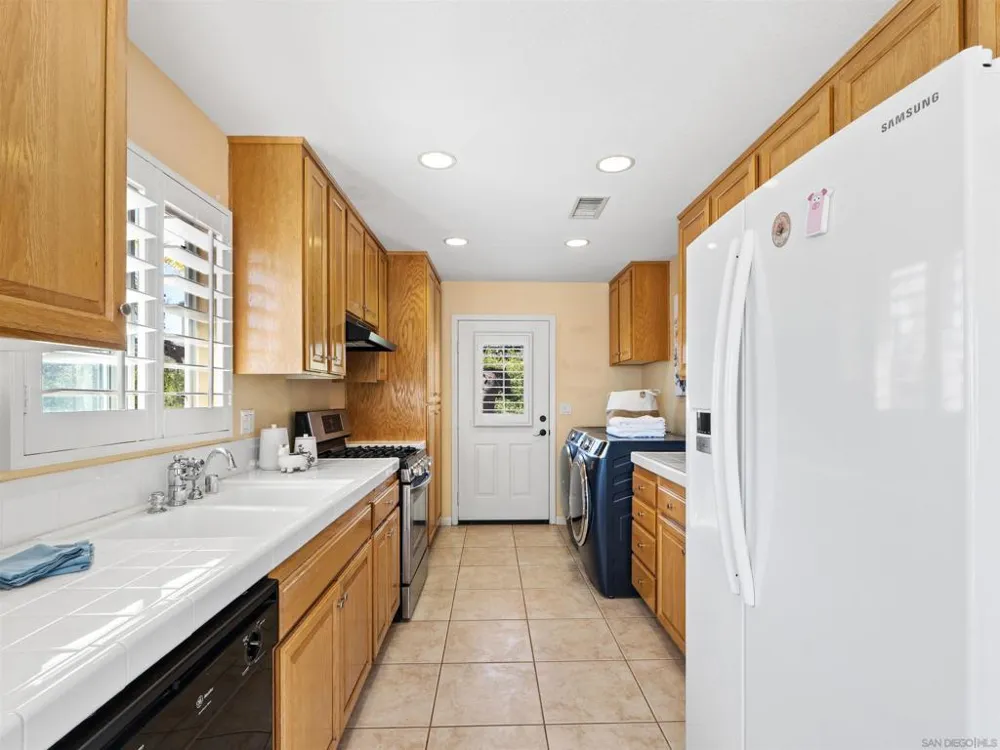 15043 Saddle Creek Drive Valley Center, CA 92082