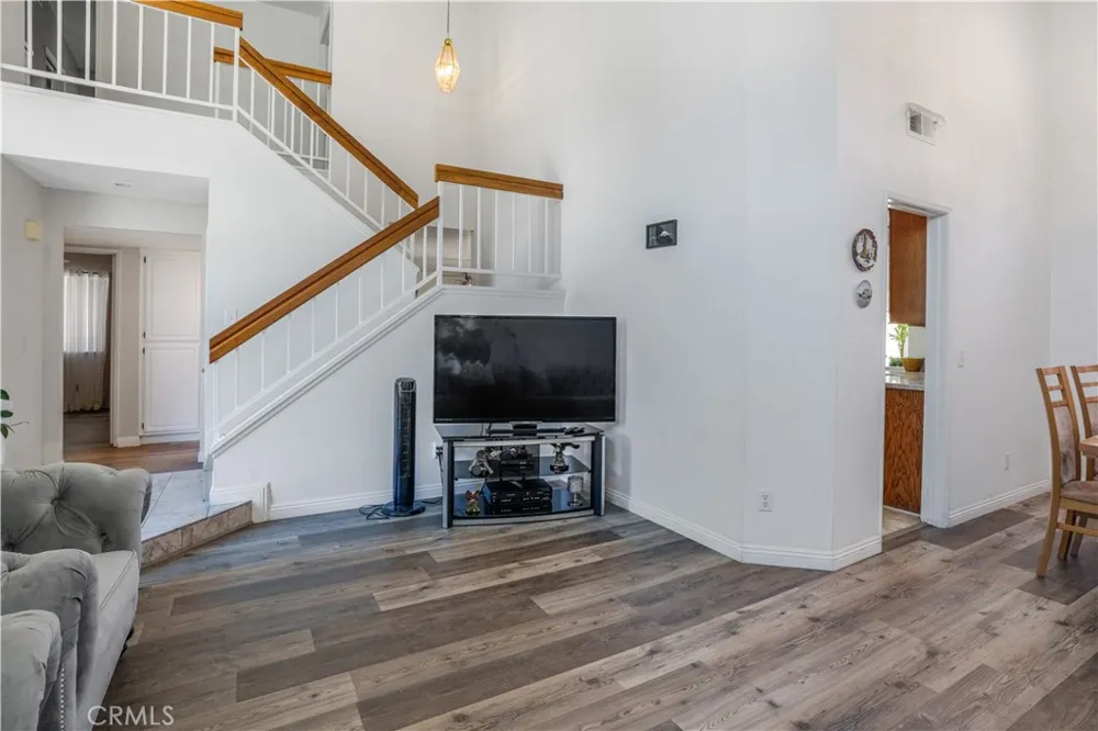 2102 Redrock Ct Palmdale, CA 93551