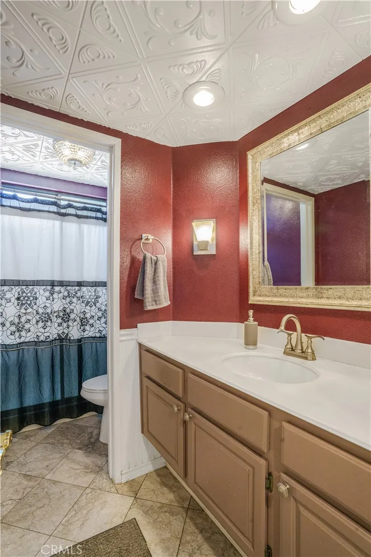 2102 Redrock Ct Palmdale, CA 93551