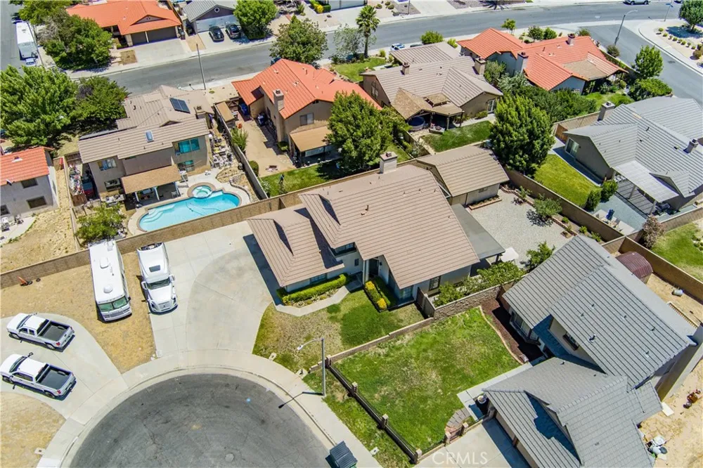 2102 Redrock Ct Palmdale, CA 93551