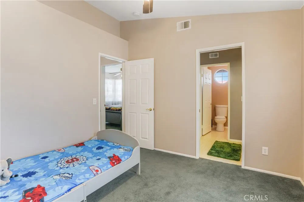 2102 Redrock Ct Palmdale, CA 93551
