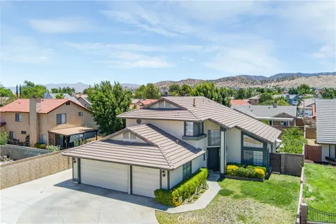 2102 Redrock Ct