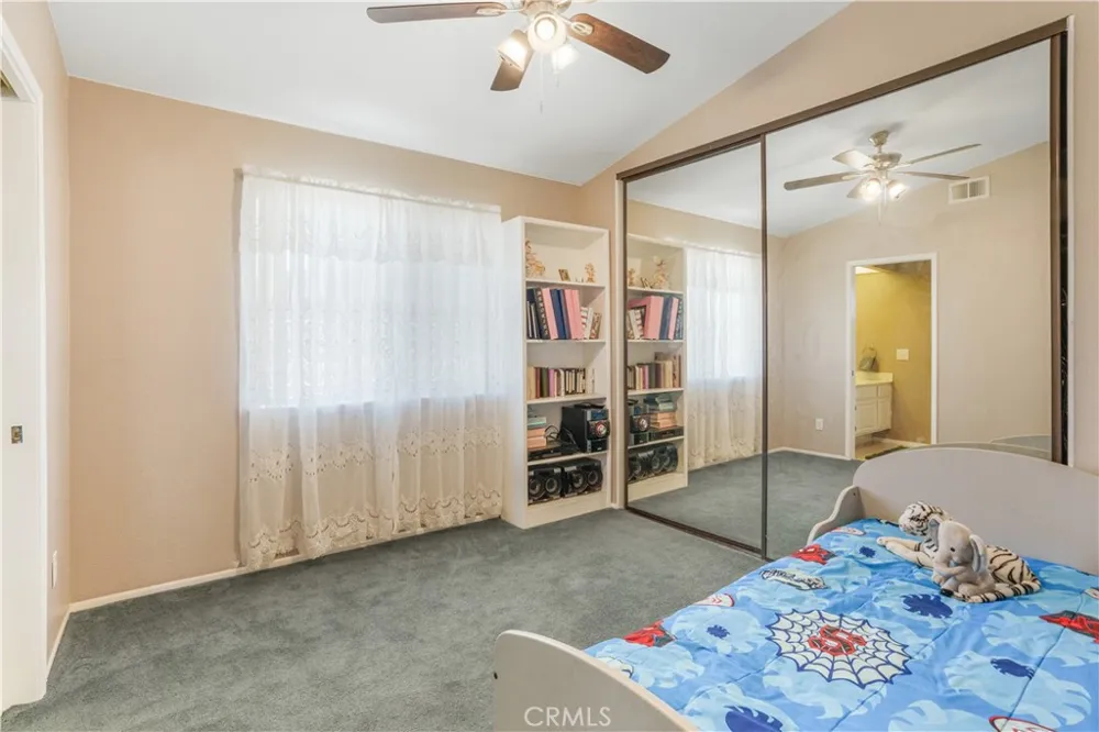 2102 Redrock Ct Palmdale, CA 93551