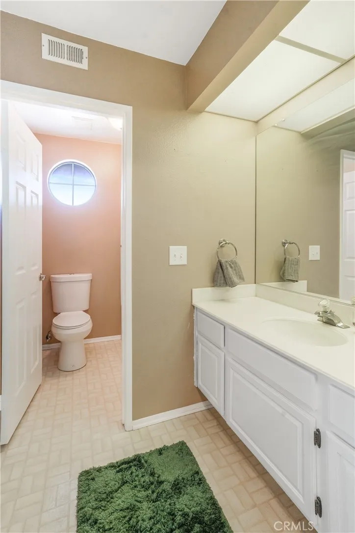 2102 Redrock Ct Palmdale, CA 93551