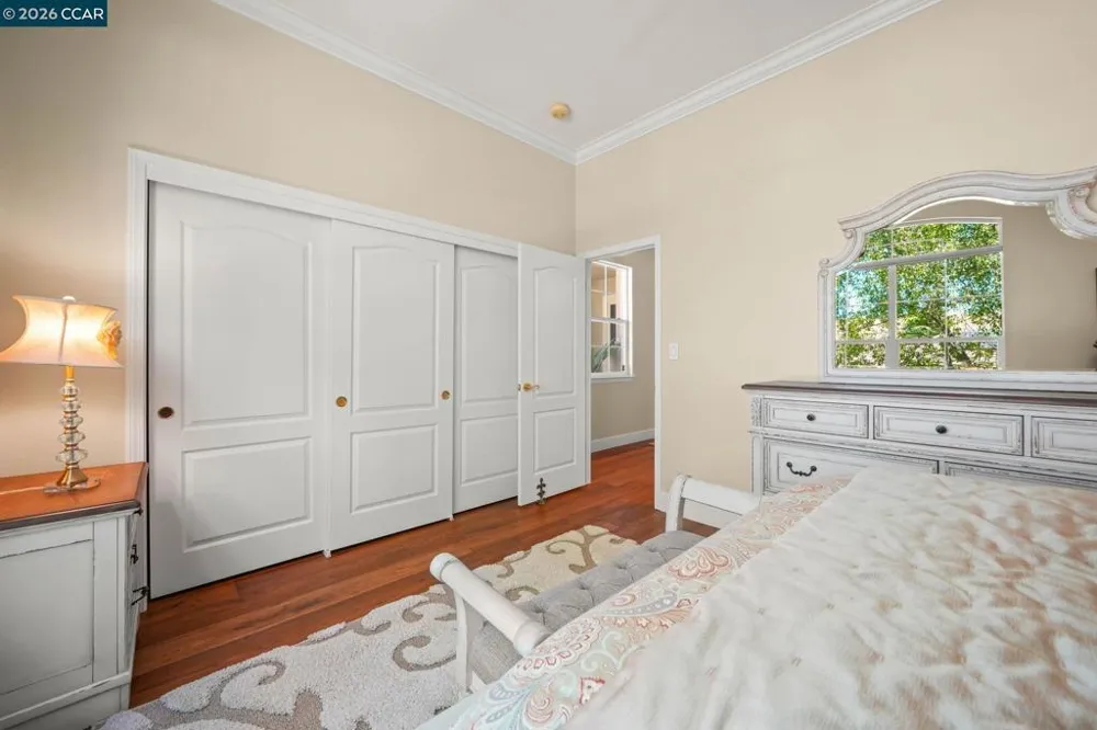 110 Forest Hill Dr Clayton, CA 94517