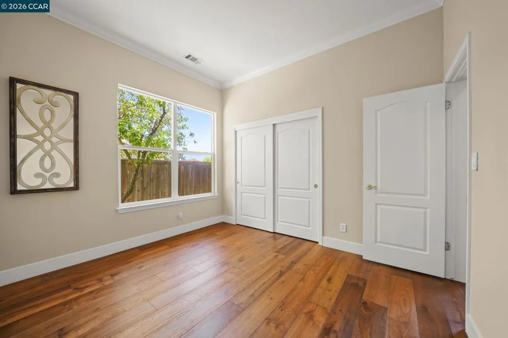 110 Forest Hill Dr Clayton, CA 94517
