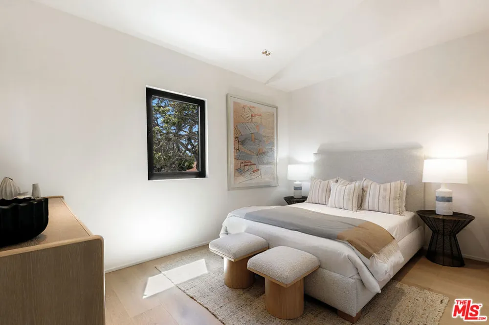2202 California Avenue Santa Monica, CA 90403