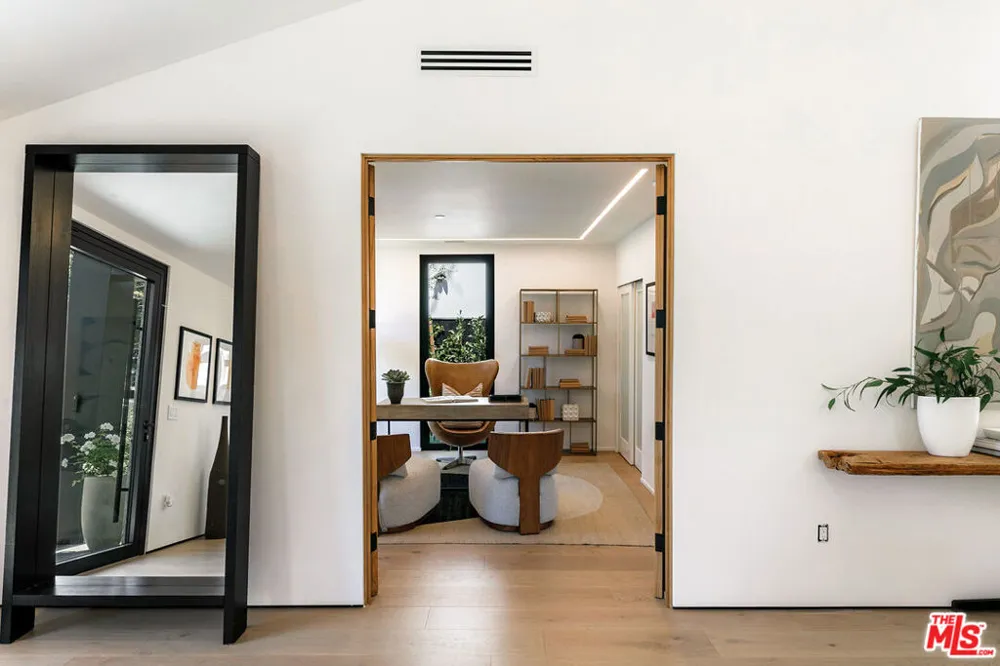 2202 California Avenue Santa Monica, CA 90403