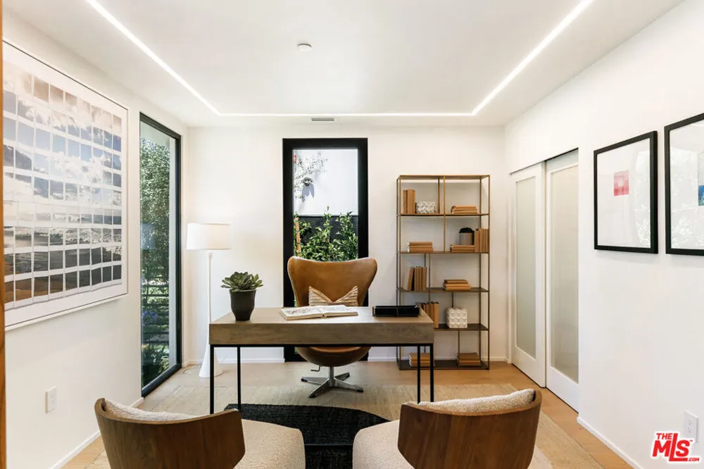 2202 California Avenue Santa Monica, CA 90403