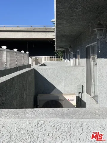 2471 SAWTELLE BOULEVARD #102 Los Angeles, CA 90064