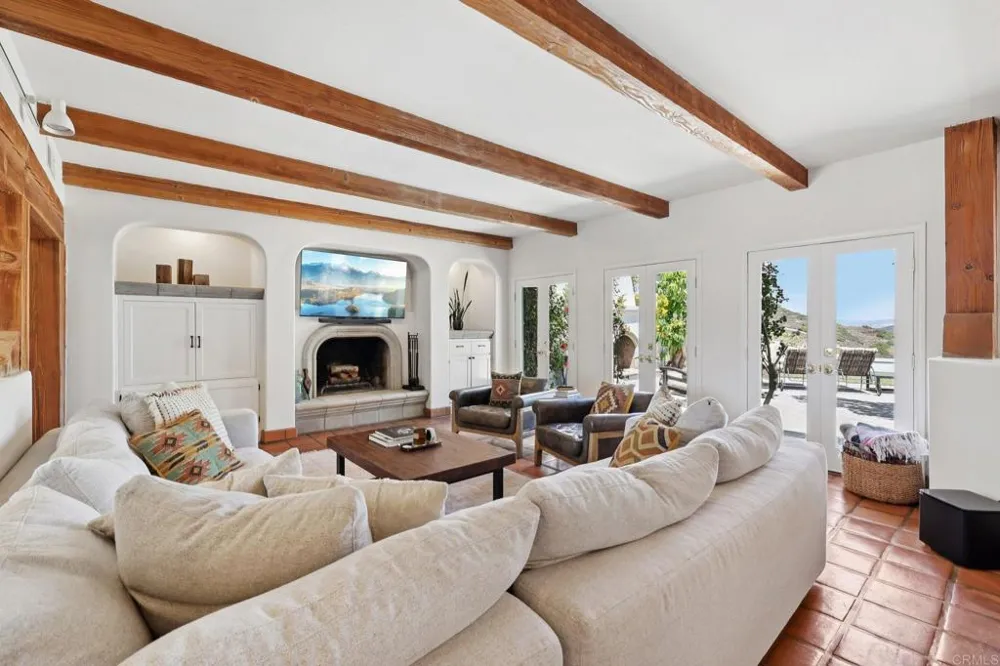 28295 Camino Estribo Temecula, CA 92590