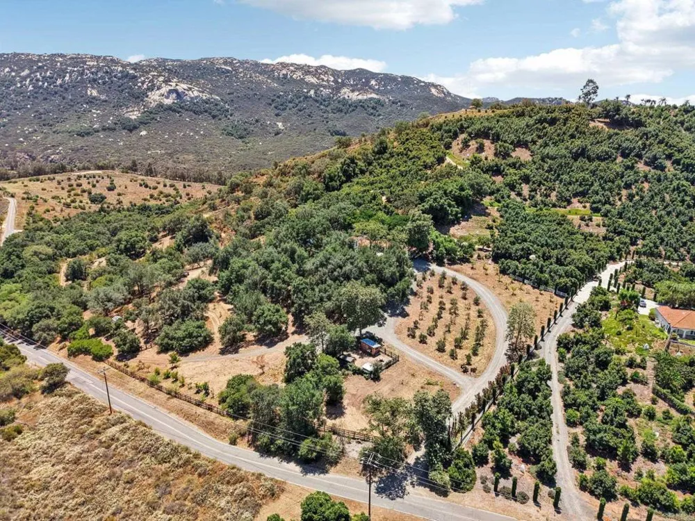 28295 Camino Estribo Temecula, CA 92590