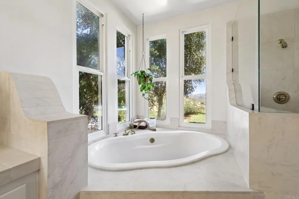 28295 Camino Estribo Temecula, CA 92590