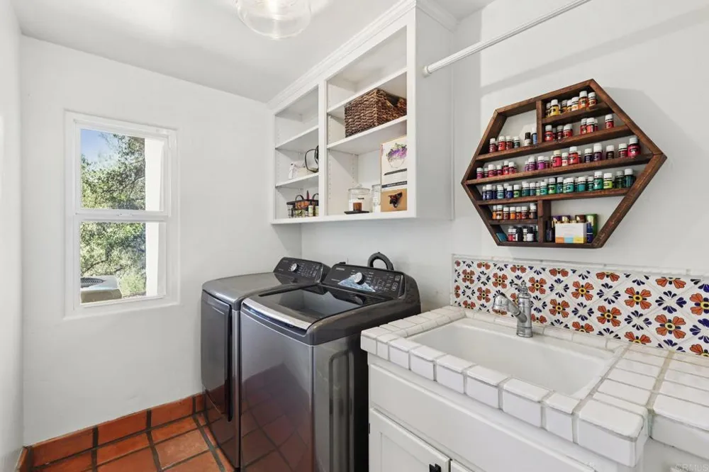 28295 Camino Estribo Temecula, CA 92590