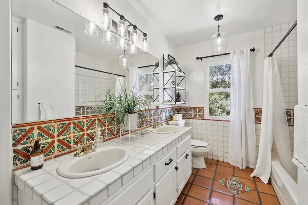 28295 Camino Estribo Temecula, CA 92590