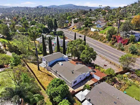 4525 Avocado Blvd