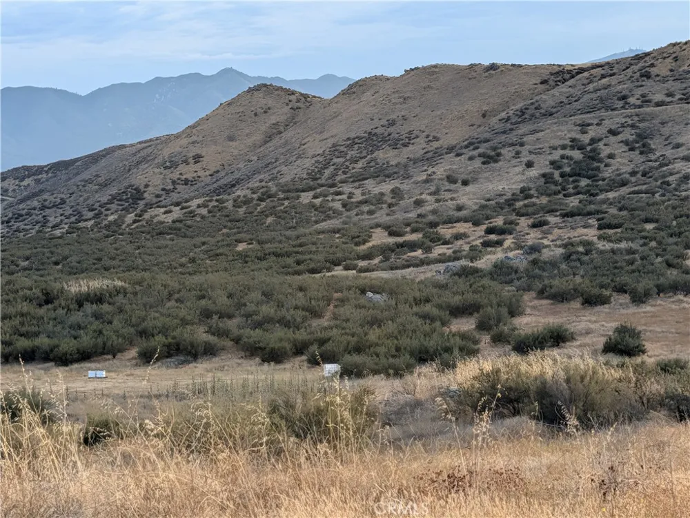 16690 Harris Perris, CA 92570