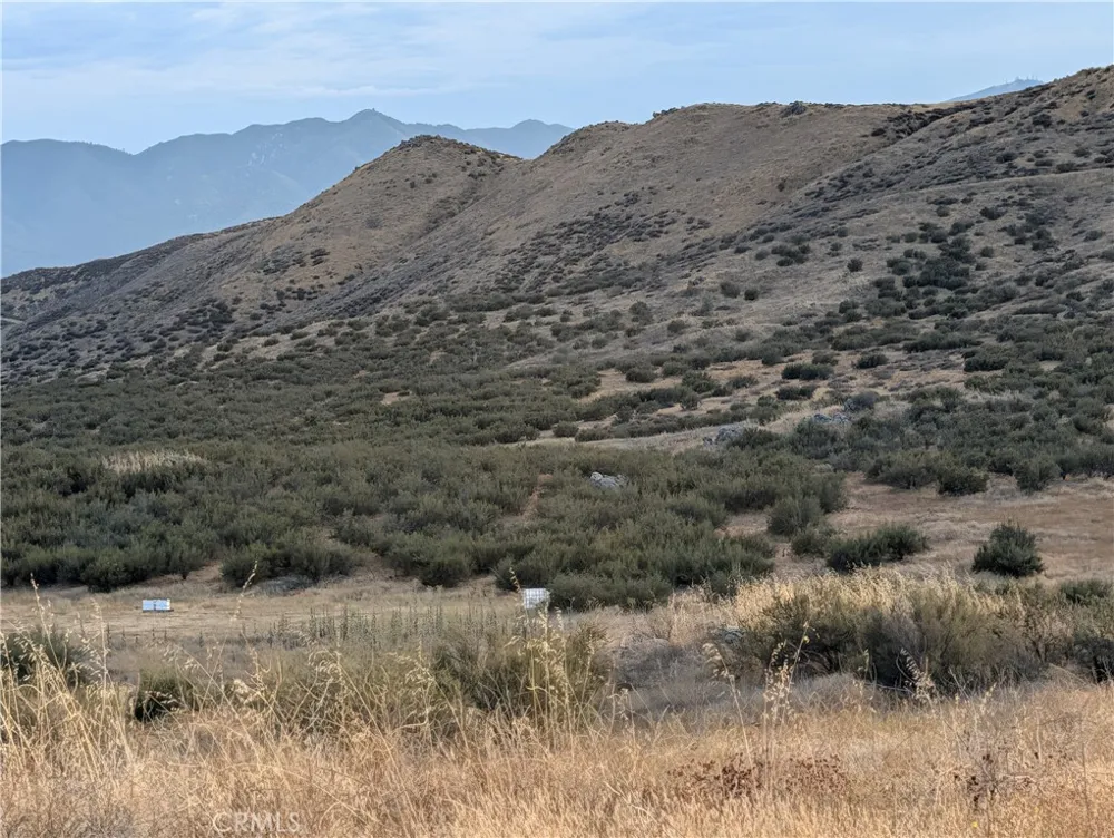 16690 Harris Perris, CA 92570