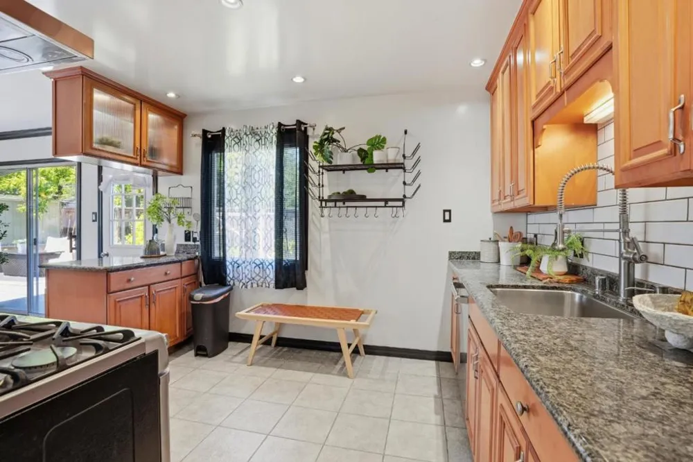 510 Sterling View Avenue Belmont, CA 94002