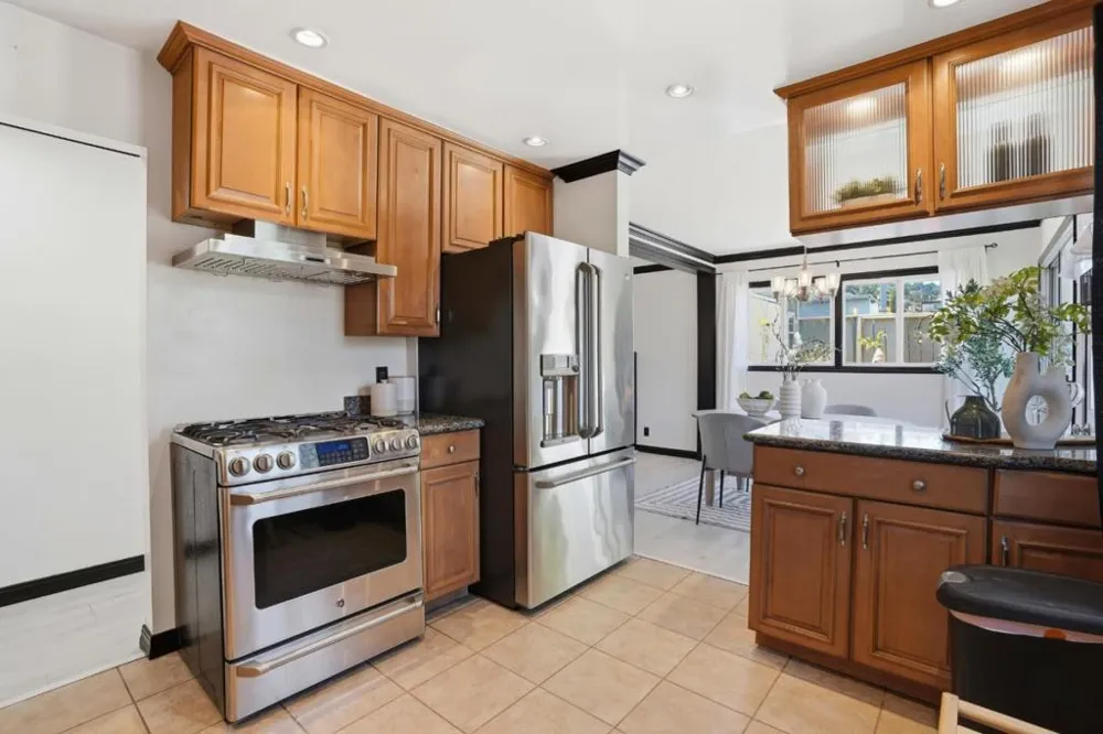 510 Sterling View Avenue Belmont, CA 94002