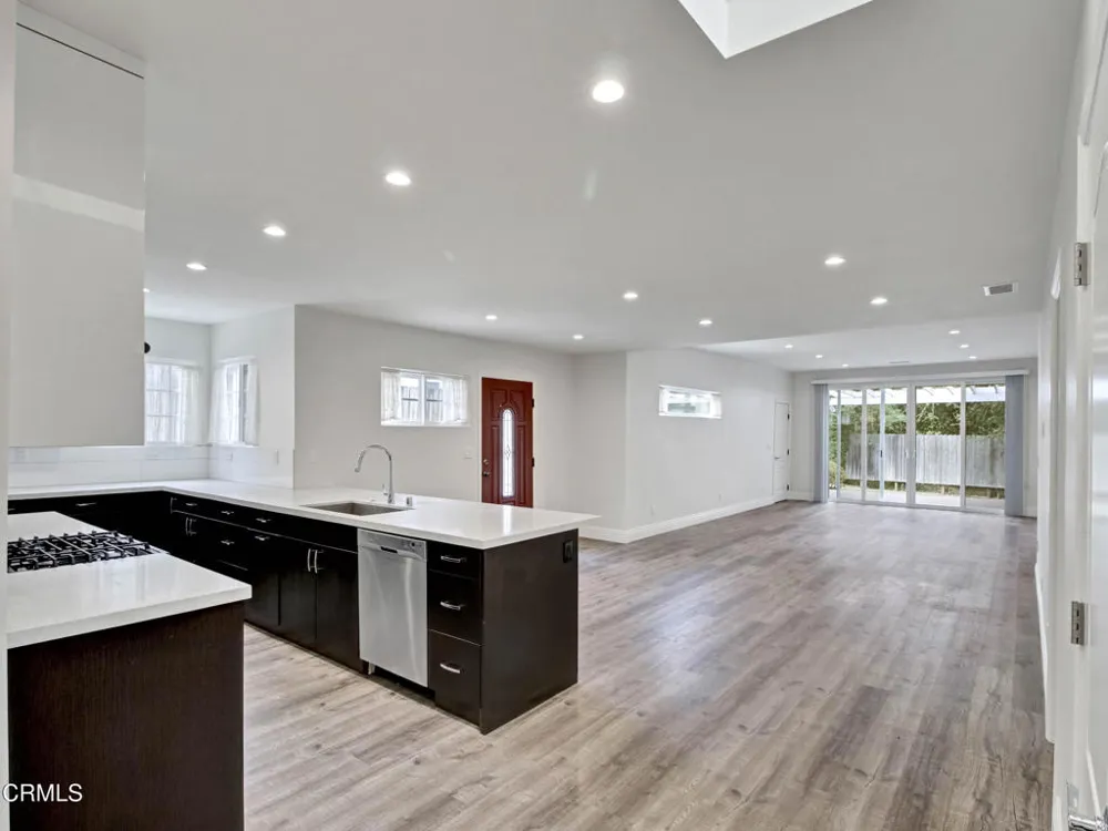 4814 Viro Road La Canada Flintridge, CA 91011