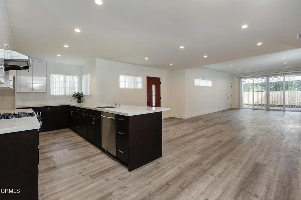 4814 Viro Road La Canada Flintridge, CA 91011