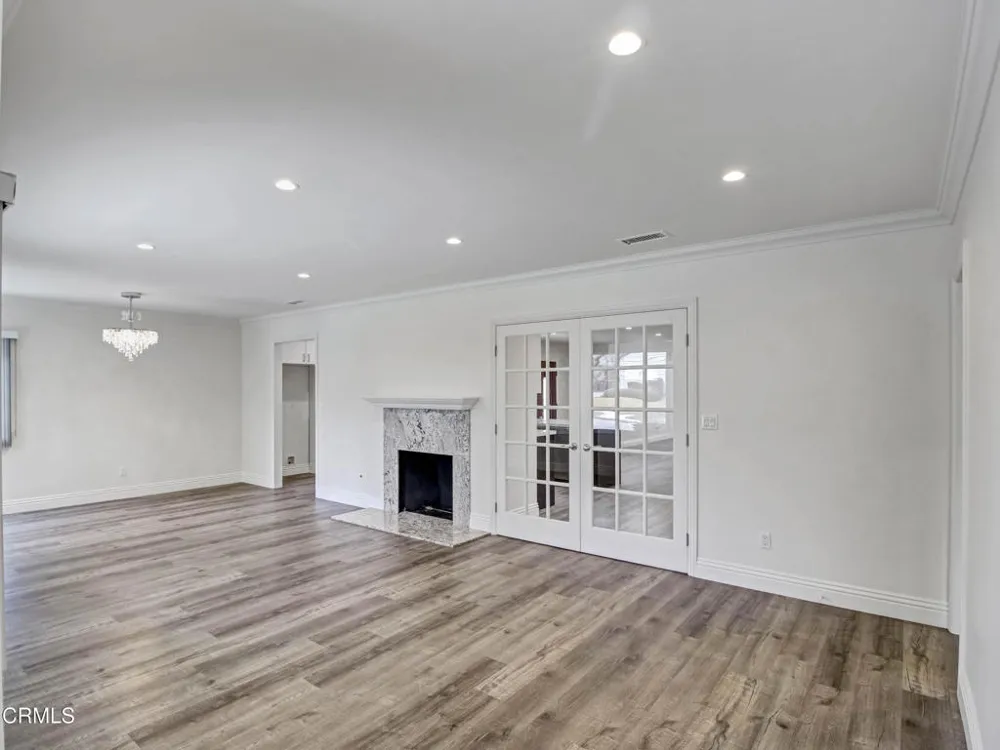4814 Viro Road La Canada Flintridge, CA 91011