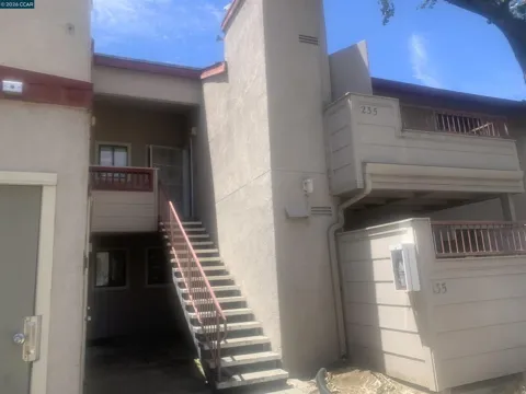 7 Lancaster Cir #235