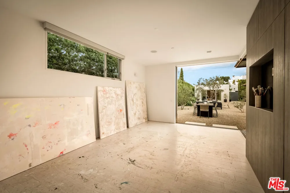 1347 Palms Boulevard Venice, CA 90291