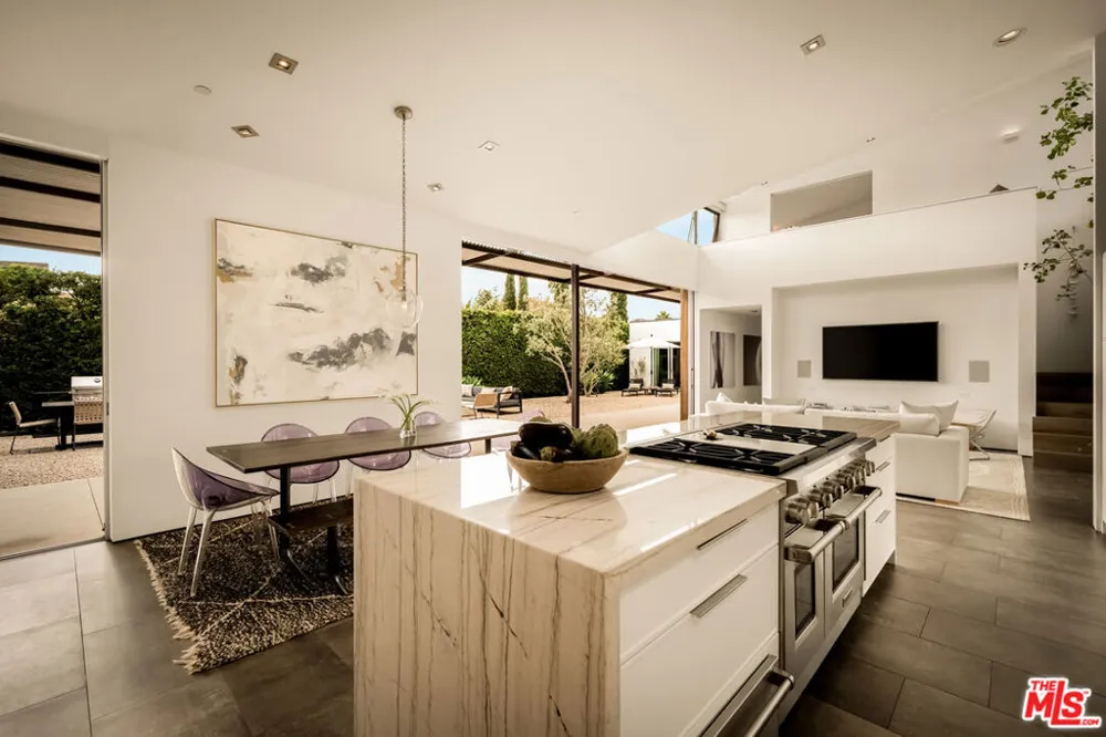 1347 Palms Boulevard Venice, CA 90291