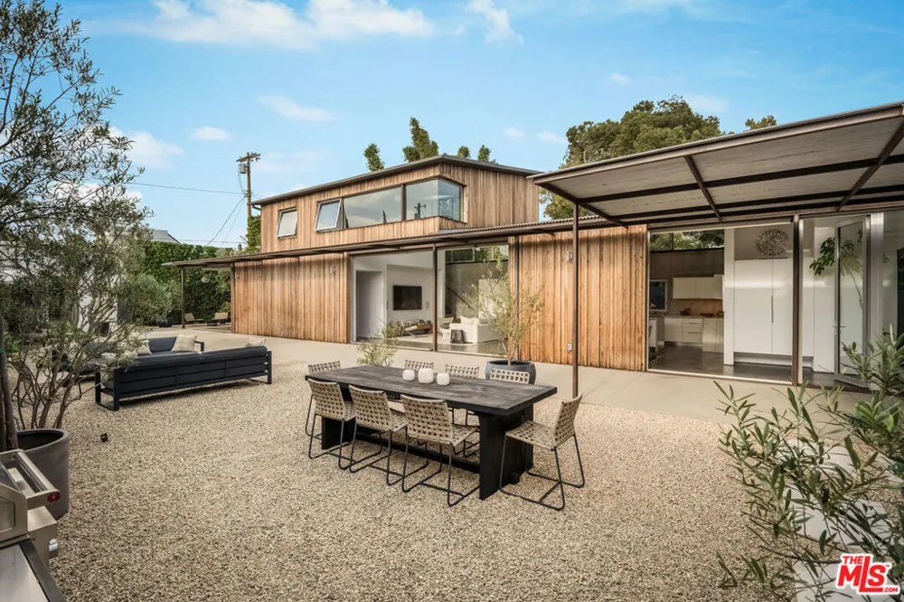 1347 Palms Boulevard Venice, CA 90291