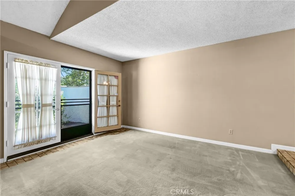 960 W Arrow #E Upland, CA 91786