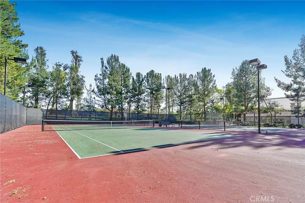 44 Modesto Irvine, CA 92602