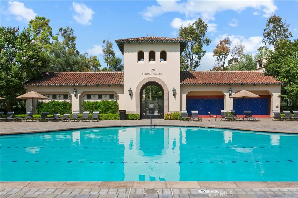 44 Modesto Irvine, CA 92602