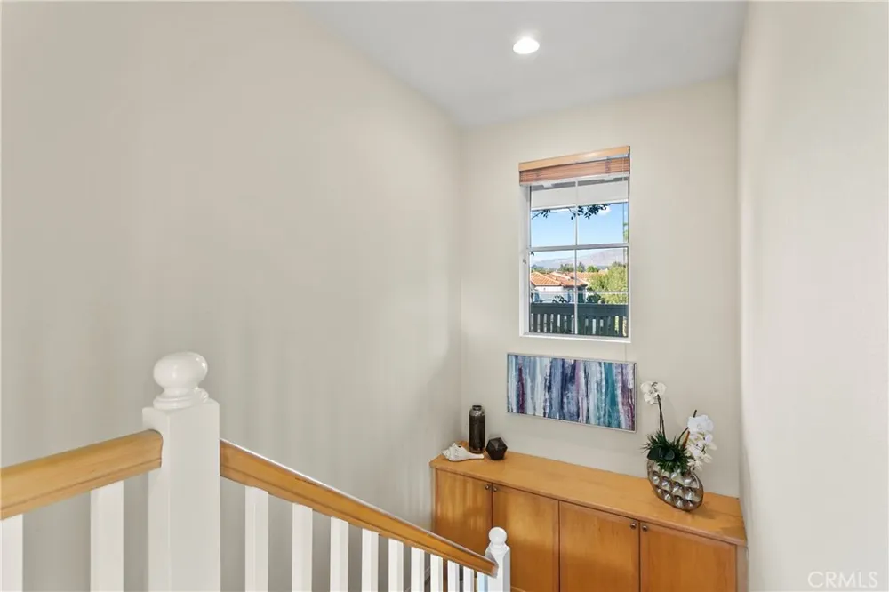 44 Modesto Irvine, CA 92602