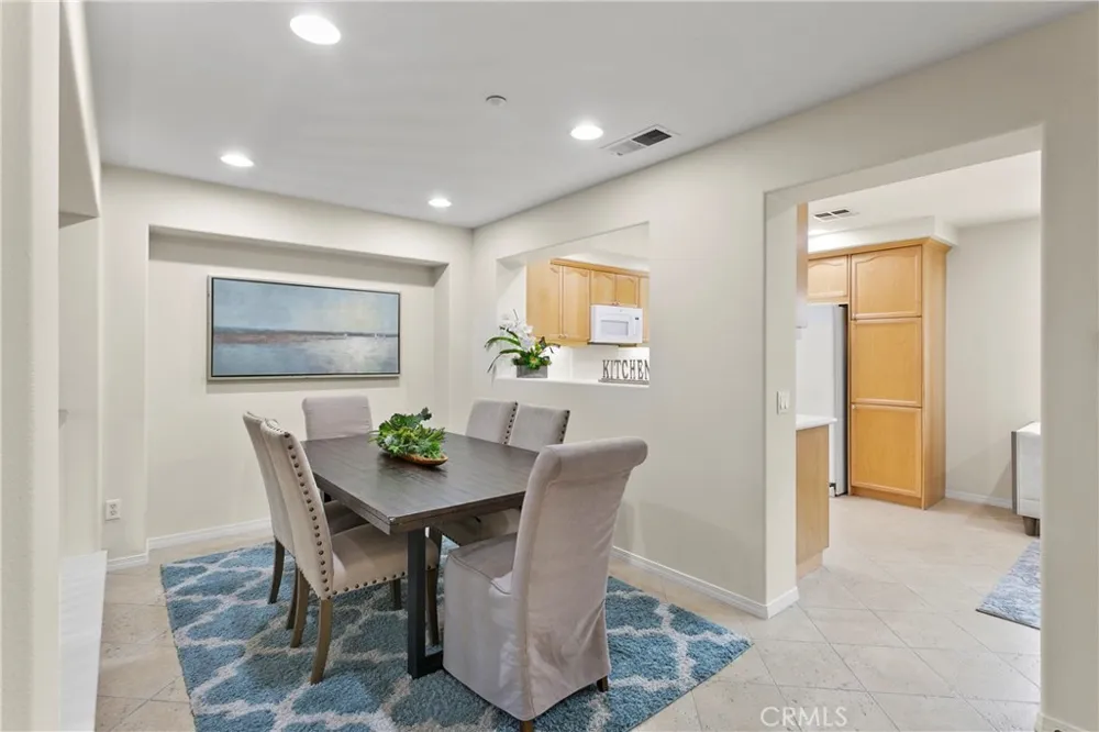 44 Modesto Irvine, CA 92602