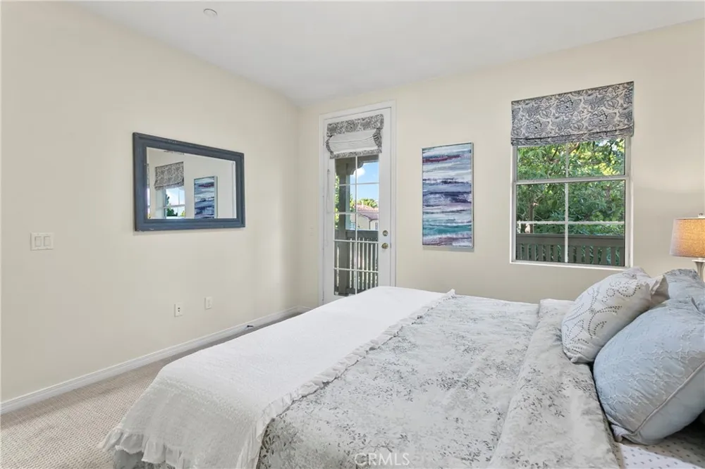 44 Modesto Irvine, CA 92602