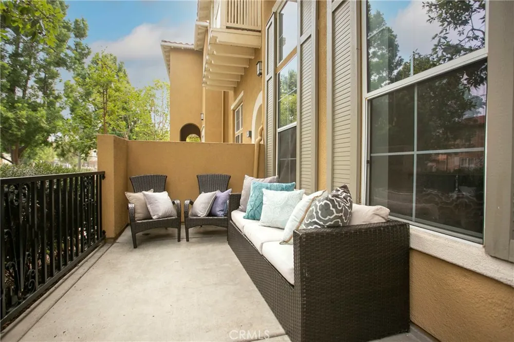 44 Modesto Irvine, CA 92602