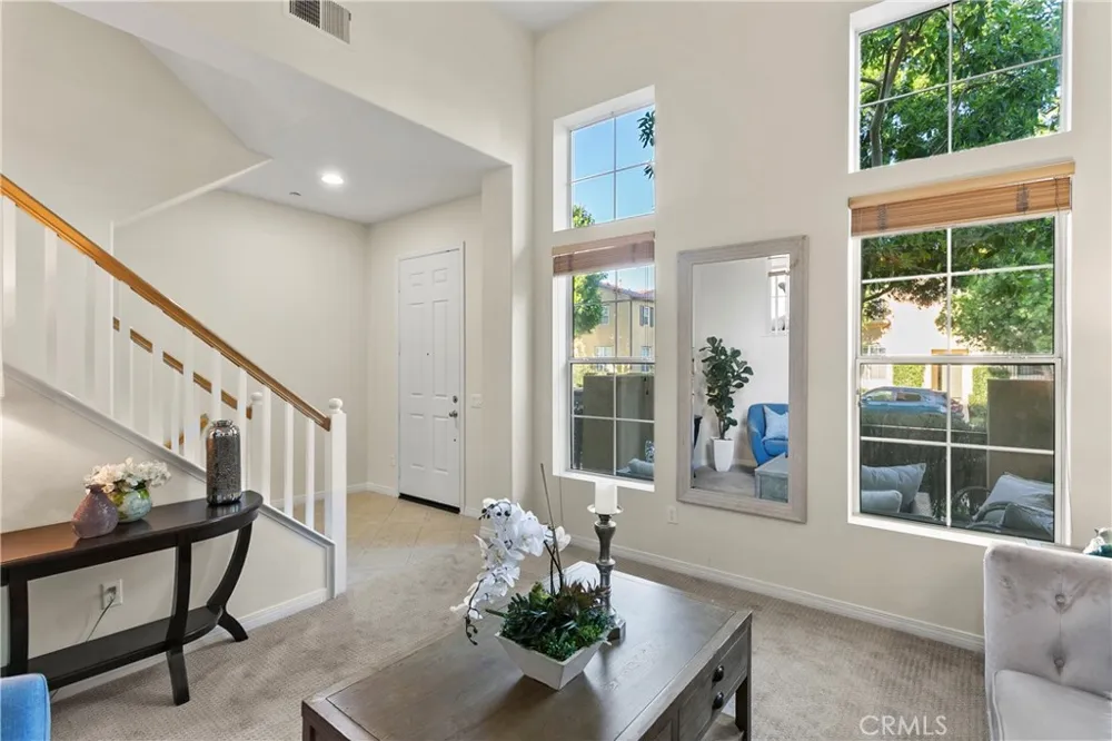 44 Modesto Irvine, CA 92602