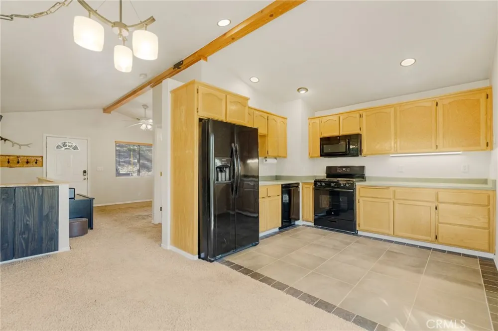 32715 Willow Running Springs, CA 92382